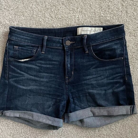 Treasure & Bond Skinny fit shorts - Picture 1 of 3